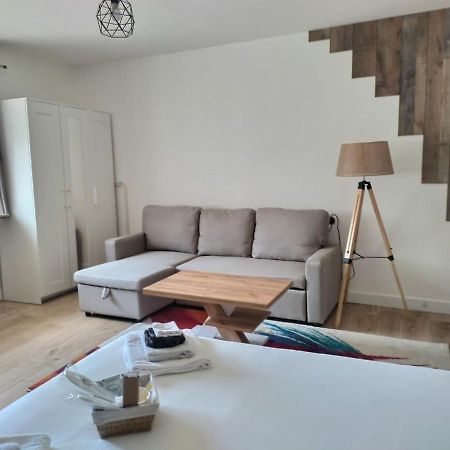 Chambre Privee 23M - Canape Lit - Wifi - Appart 120M Woippy Kültér fotó