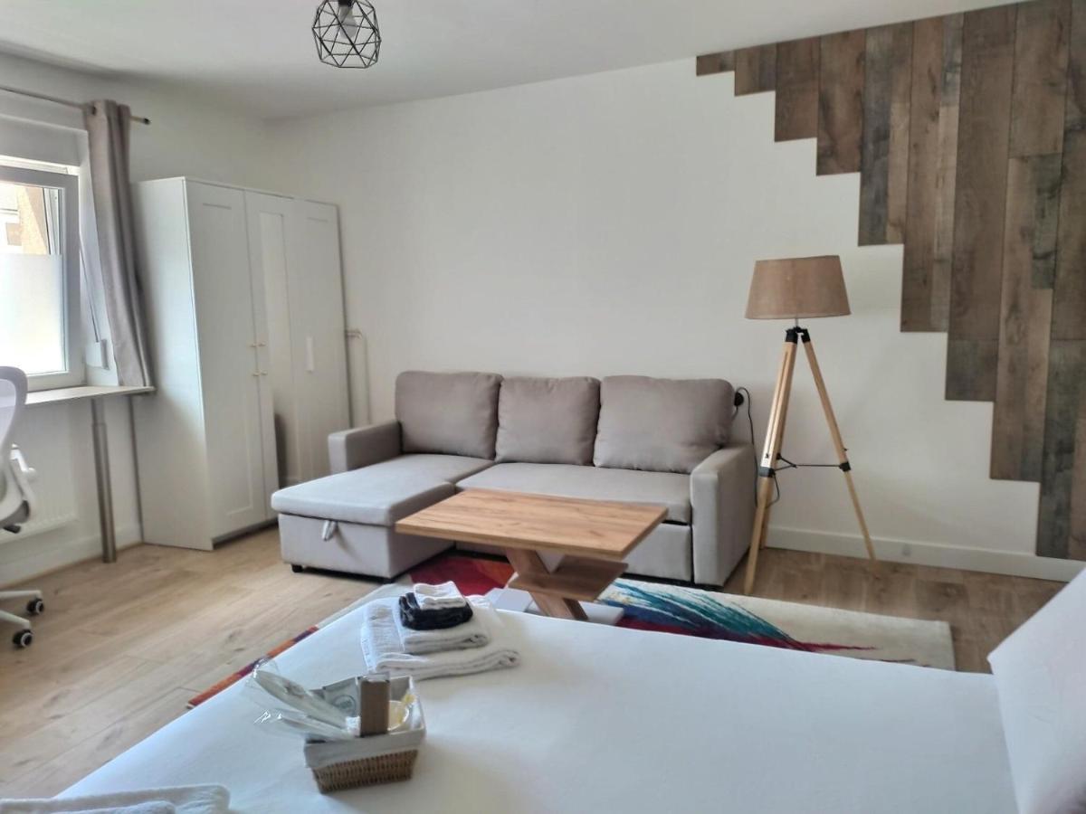 Chambre Privee 23M - Canape Lit - Wifi - Appart 120M Woippy Kültér fotó
